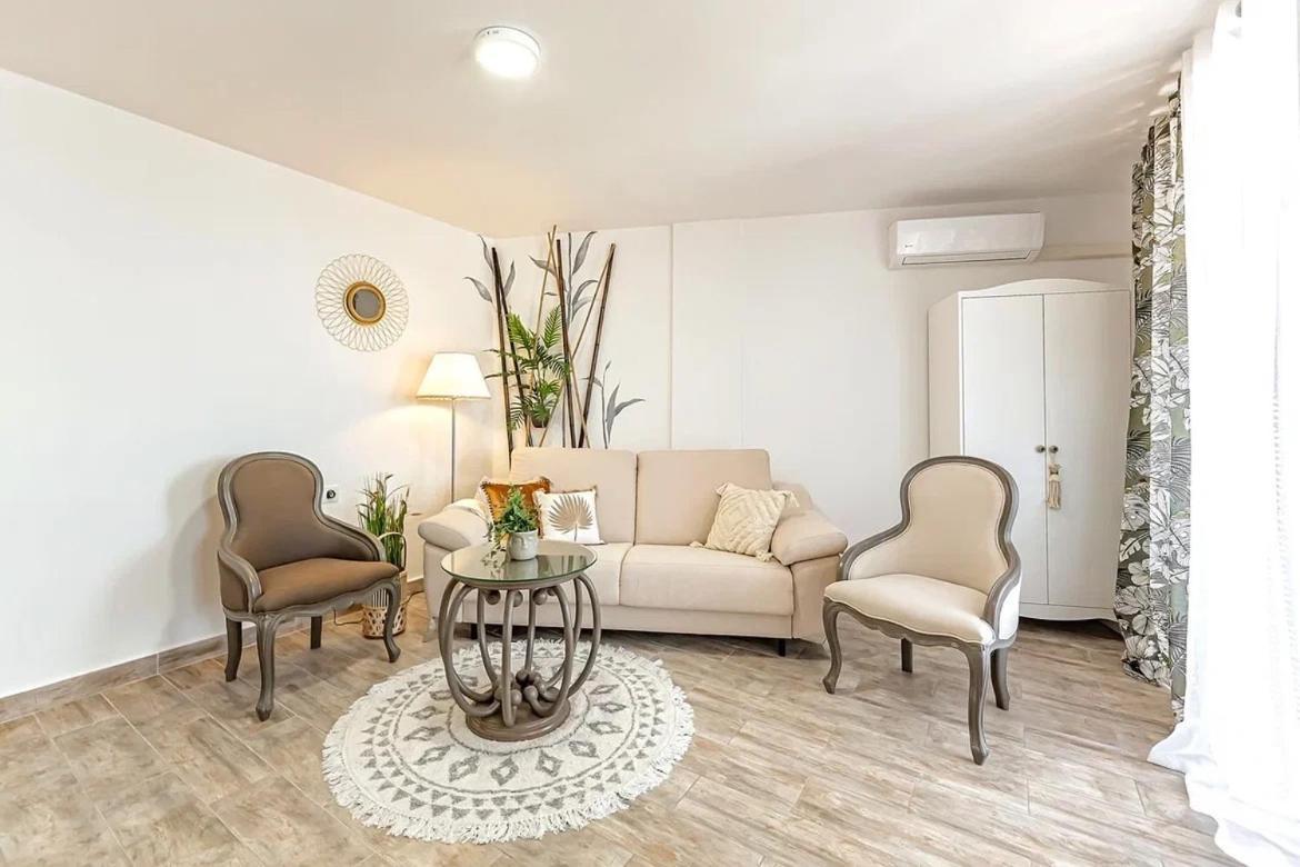Parque Santiago 2 Luxury Studio Apartment Плая-де-лас-Америкас Экстерьер фото